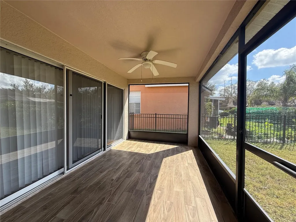 6518 Bridgecrest Drive Lithia FL 33547