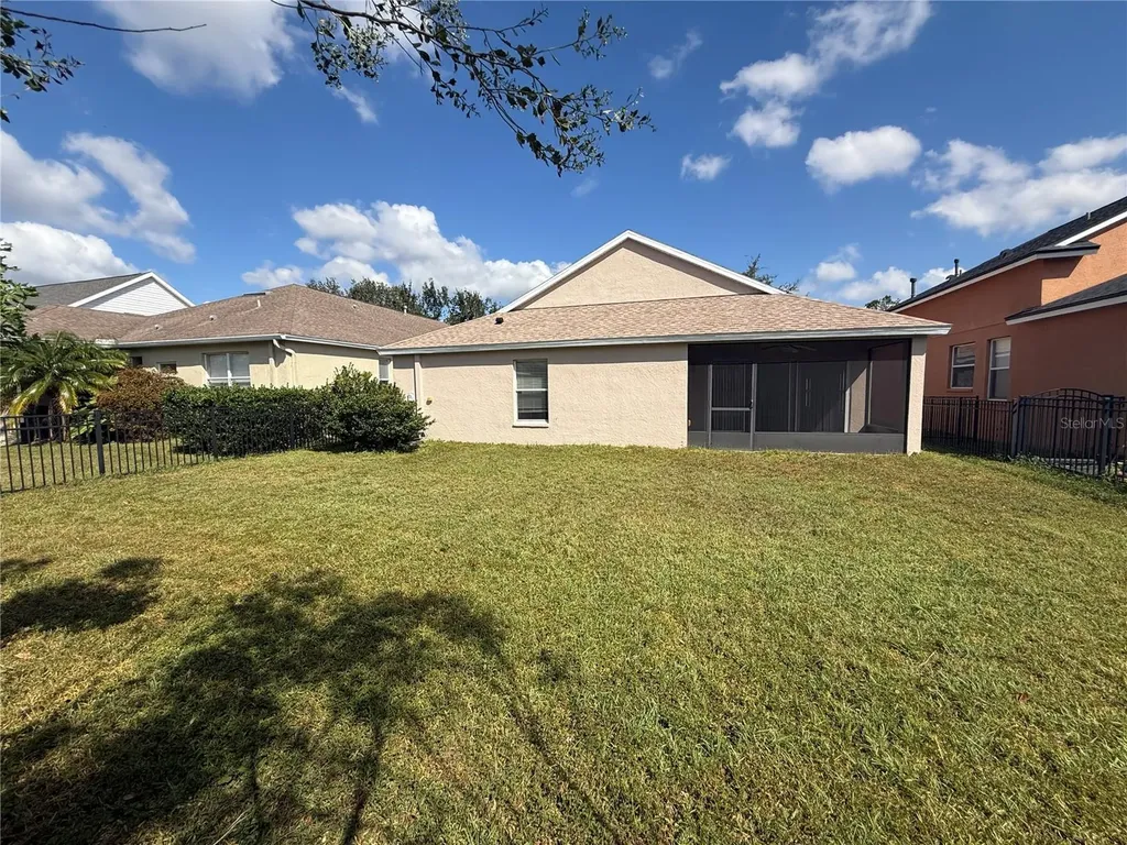 6518 Bridgecrest Drive Lithia FL 33547