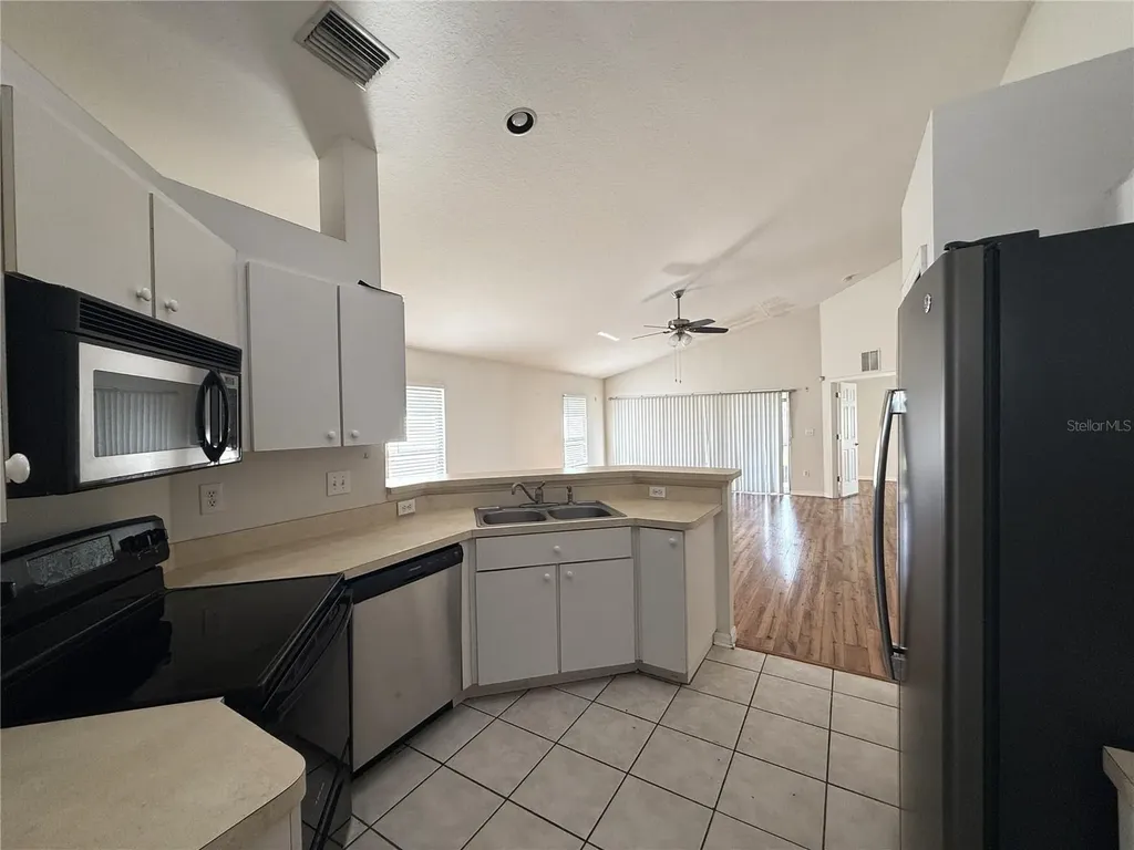6518 Bridgecrest Drive Lithia FL 33547