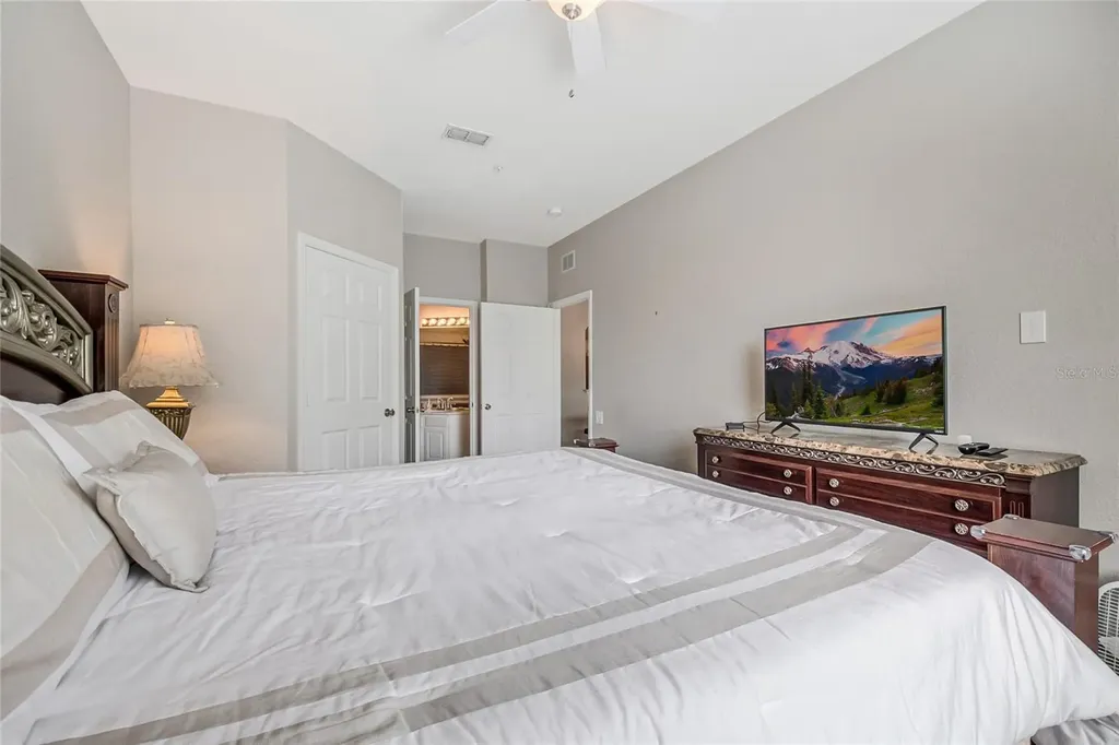 2817 Almaton Loop Kissimmee FL 34747
