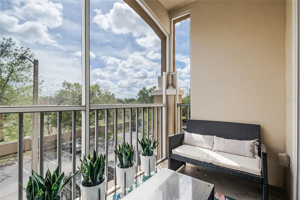 2817 Almaton Loop Kissimmee FL 34747