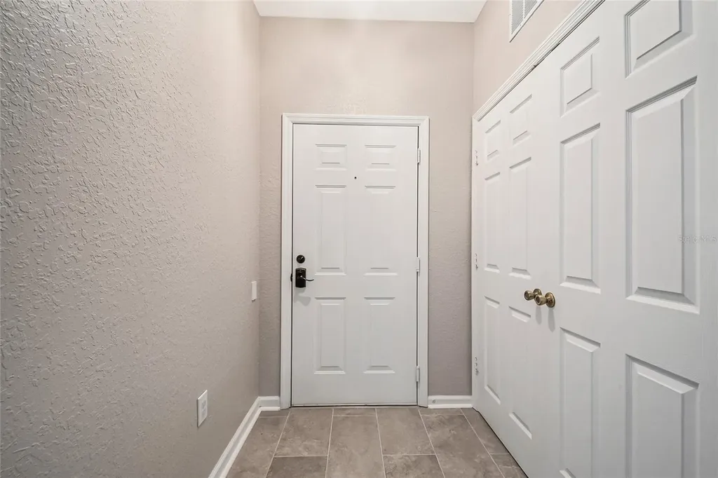 2817 Almaton Loop Kissimmee FL 34747