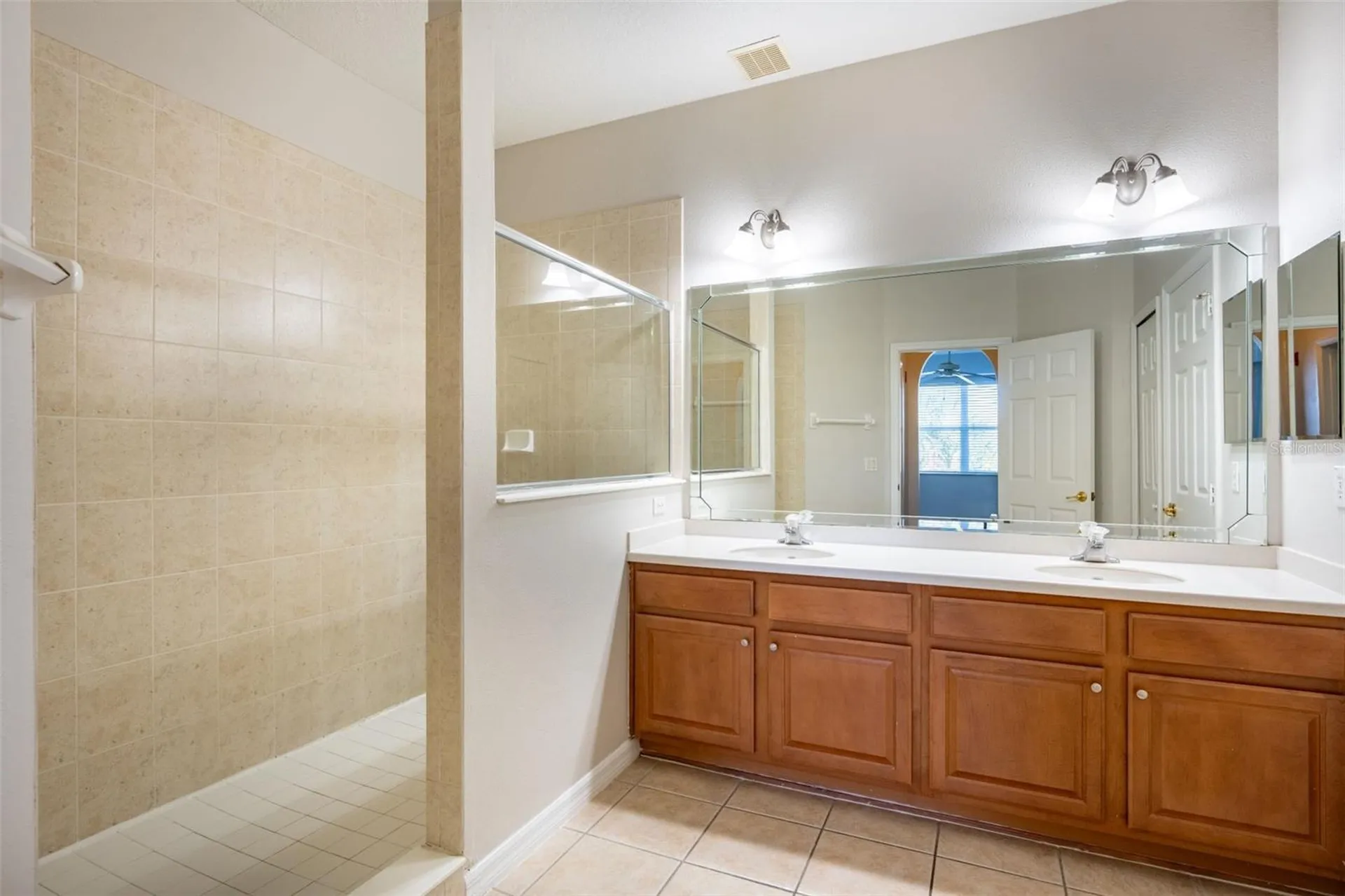 9435 Myrtle Creek Lane Orlando FL 32832
