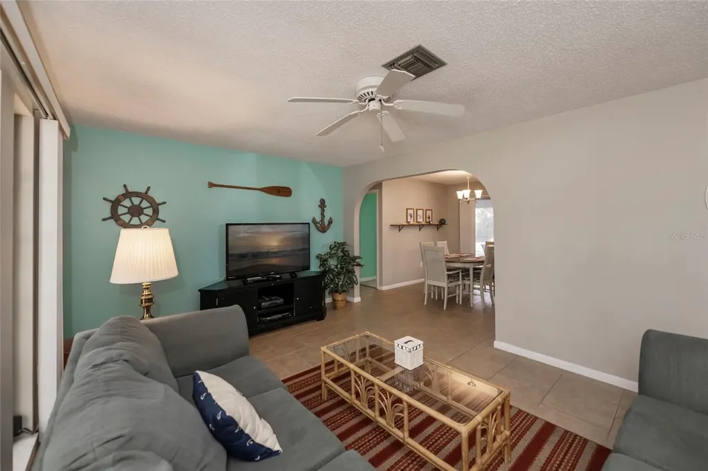 543 Mayview Avenue NW Port Charlotte FL 33952