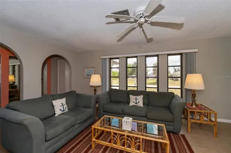 543 Mayview Avenue NW Port Charlotte FL 33952