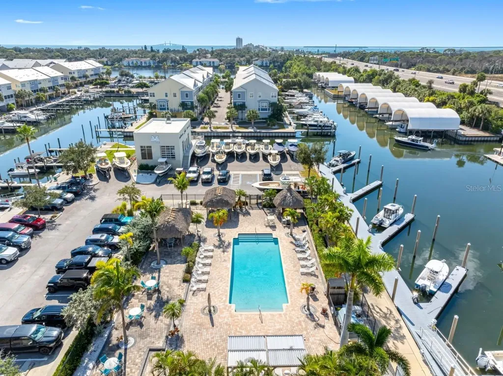 6057 Moorings Drive S St Petersburg FL 33712