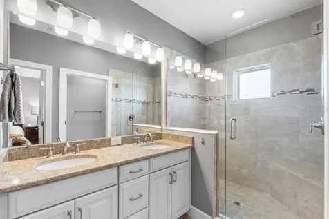 6057 Moorings Drive S St Petersburg FL 33712
