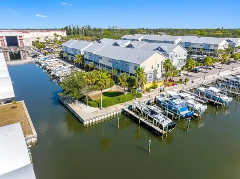 6057 Moorings Drive S St Petersburg FL 33712