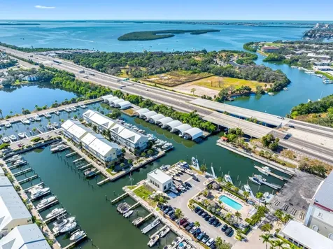 6057 Moorings Drive S St Petersburg FL 33712