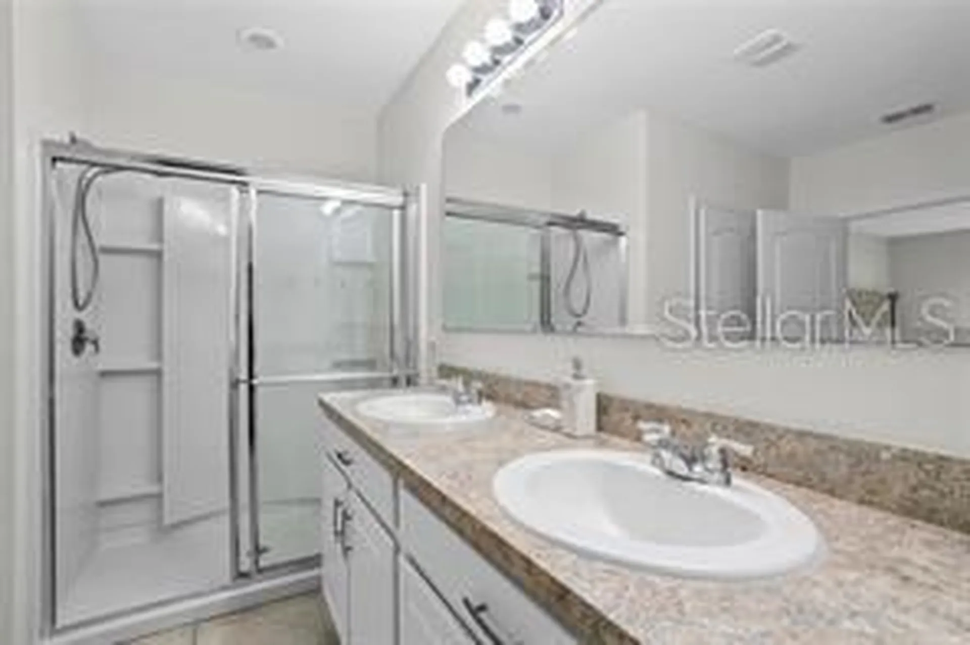 1872 Rustic Falls Drive Kissimmee FL 34744