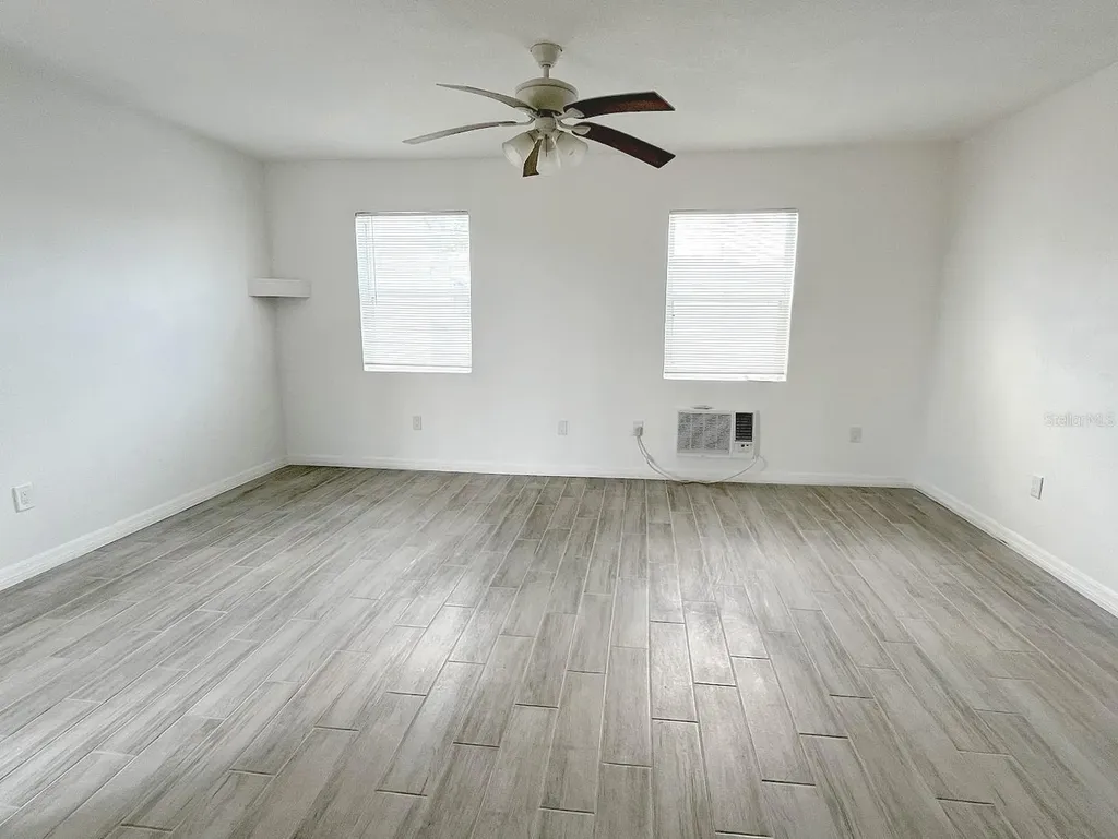 25 Lynn Way Madeira Beach FL 33708