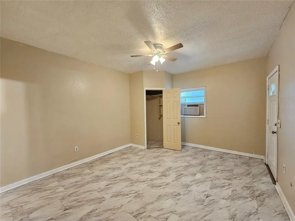 1504 E 99th Avenue Tampa FL 33612