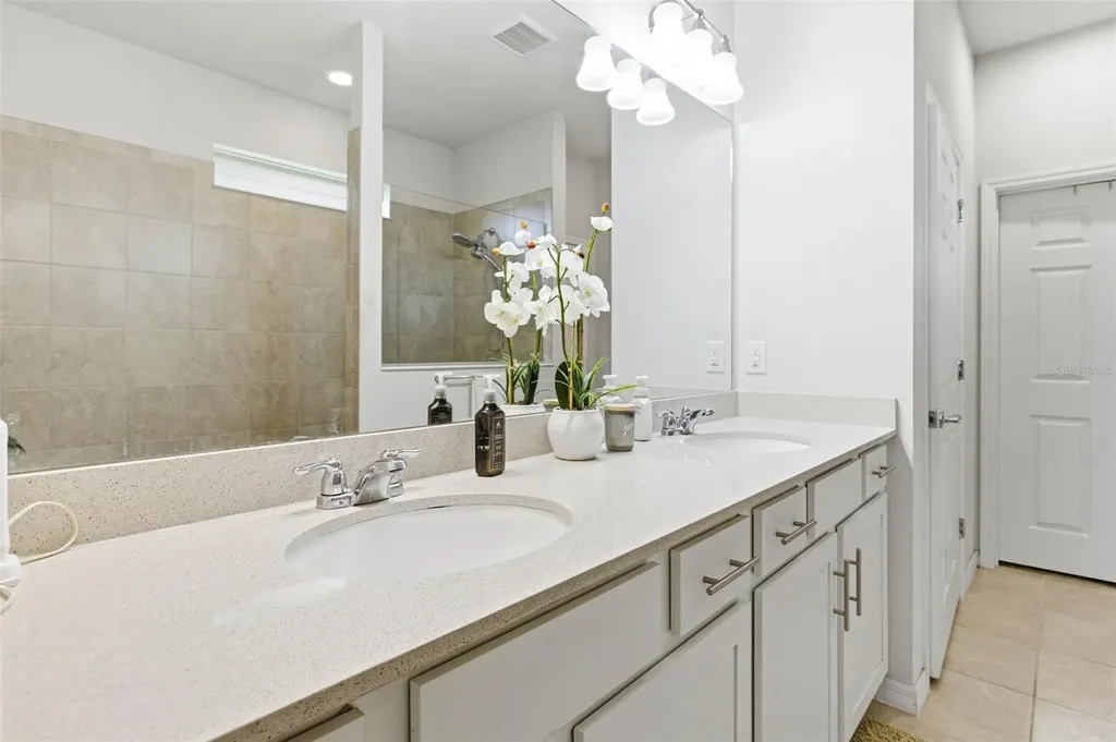 5303 Levana Street Palmetto FL 34221