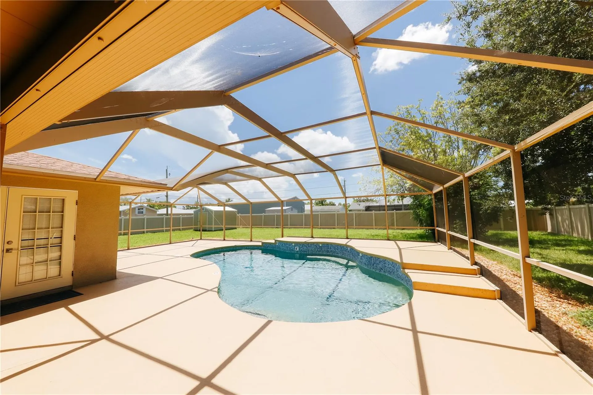 5211 24th Avenue Drive W Bradenton FL 34209