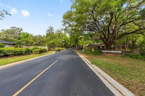 3928 NW 23rd Circle Gainesville FL 32605
