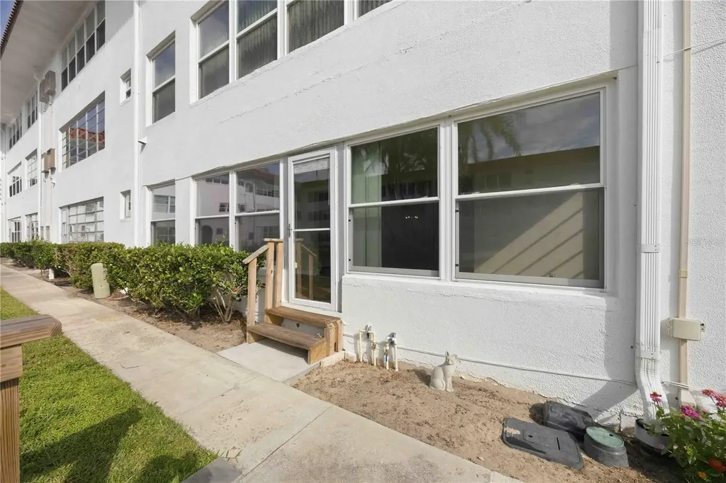100 El Camino Drive Winter Haven FL 33884