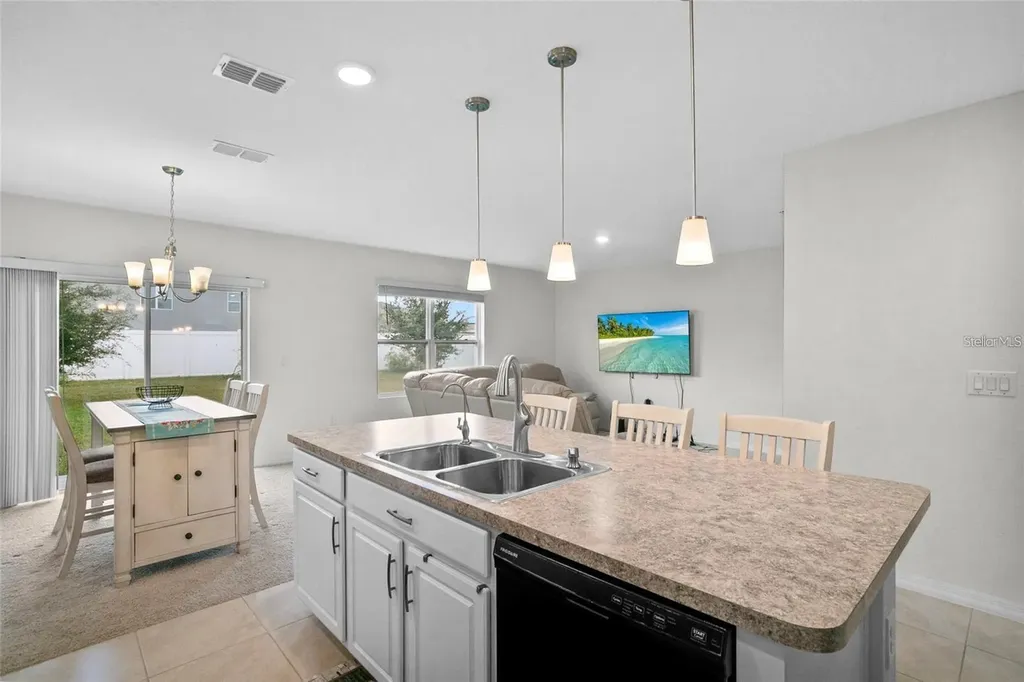 1872 Rustic Falls Drive Kissimmee FL 34744