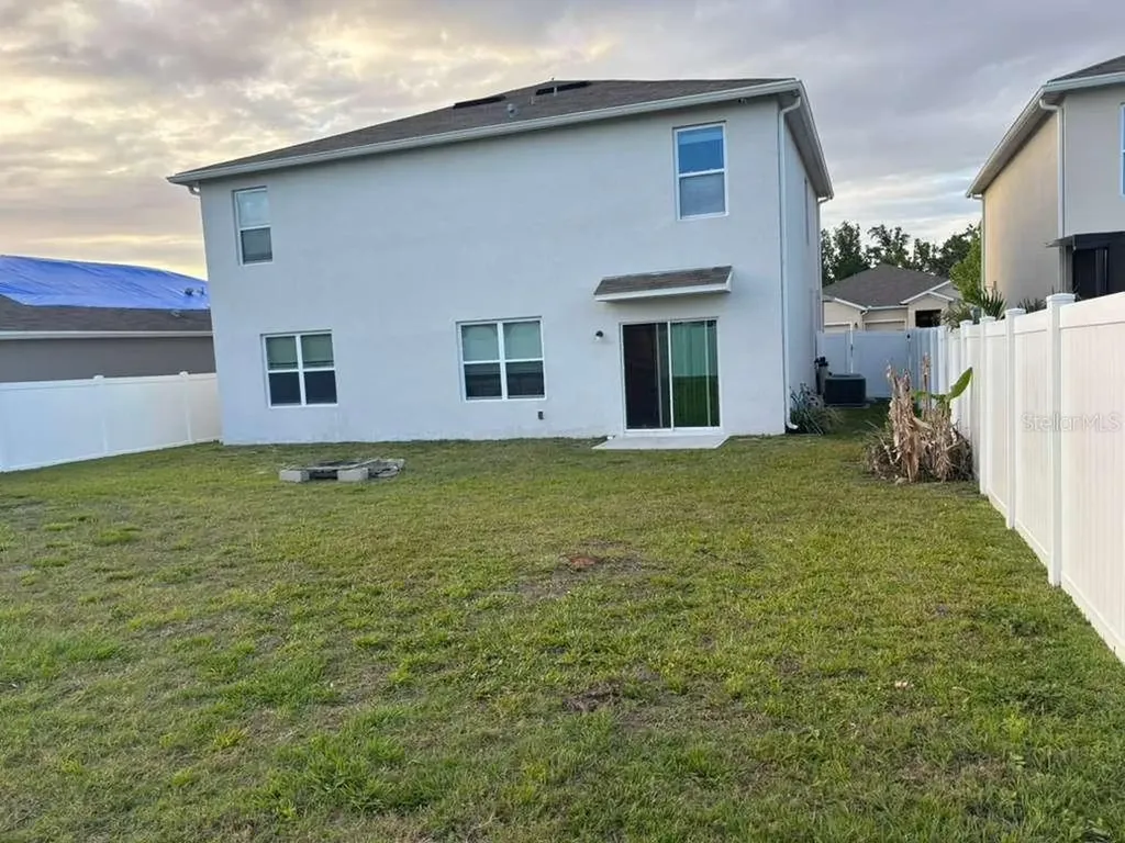 1872 Rustic Falls Drive Kissimmee FL 34744