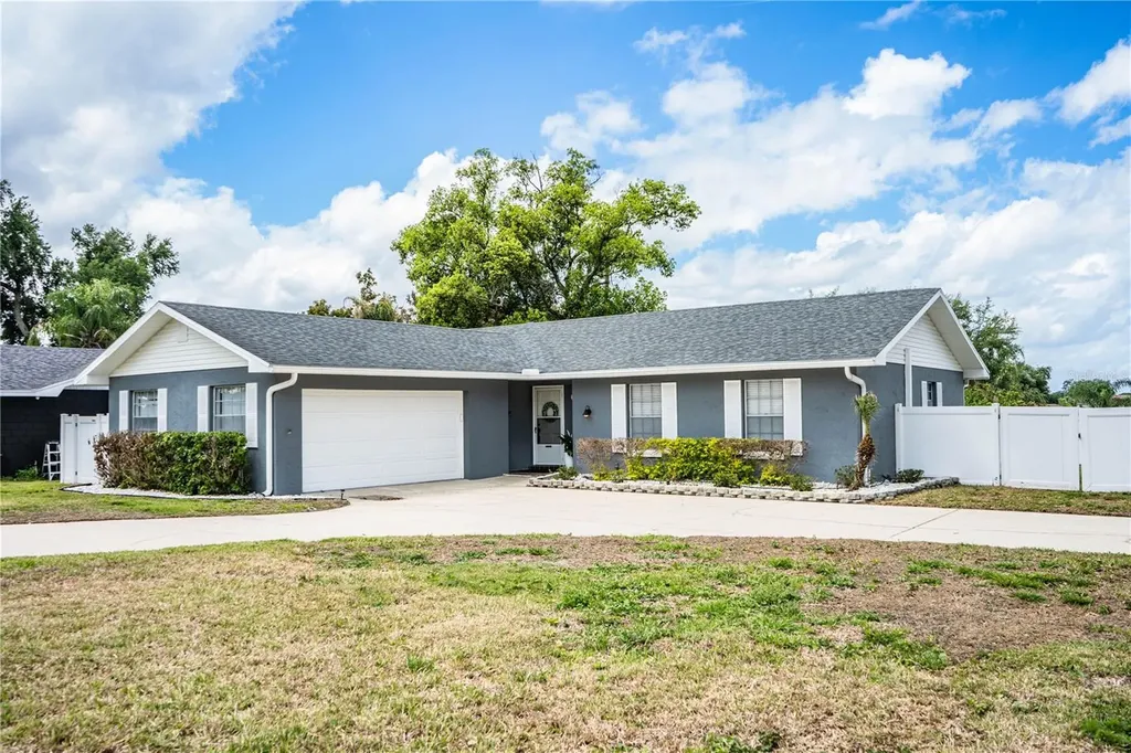 221 Whitman Road Winter Haven FL 33884