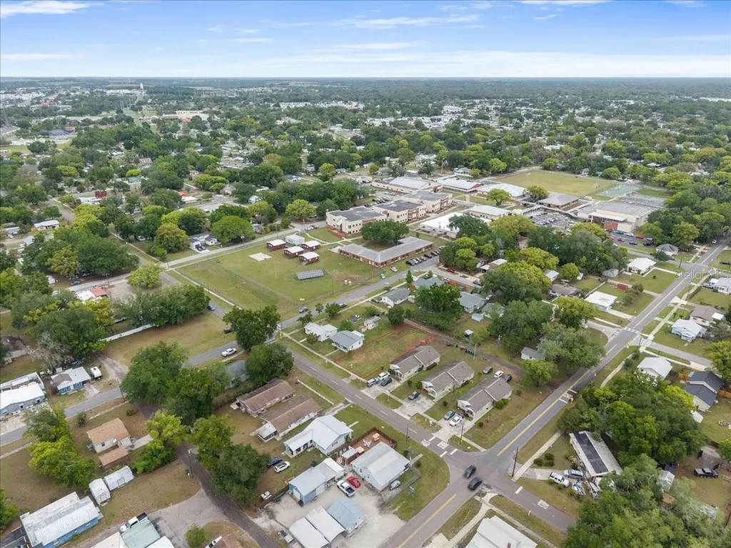 5540 8th Street Zephyrhills FL 33542