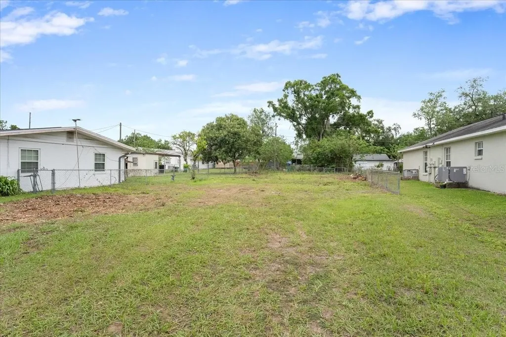 5540 8th Street Zephyrhills FL 33542