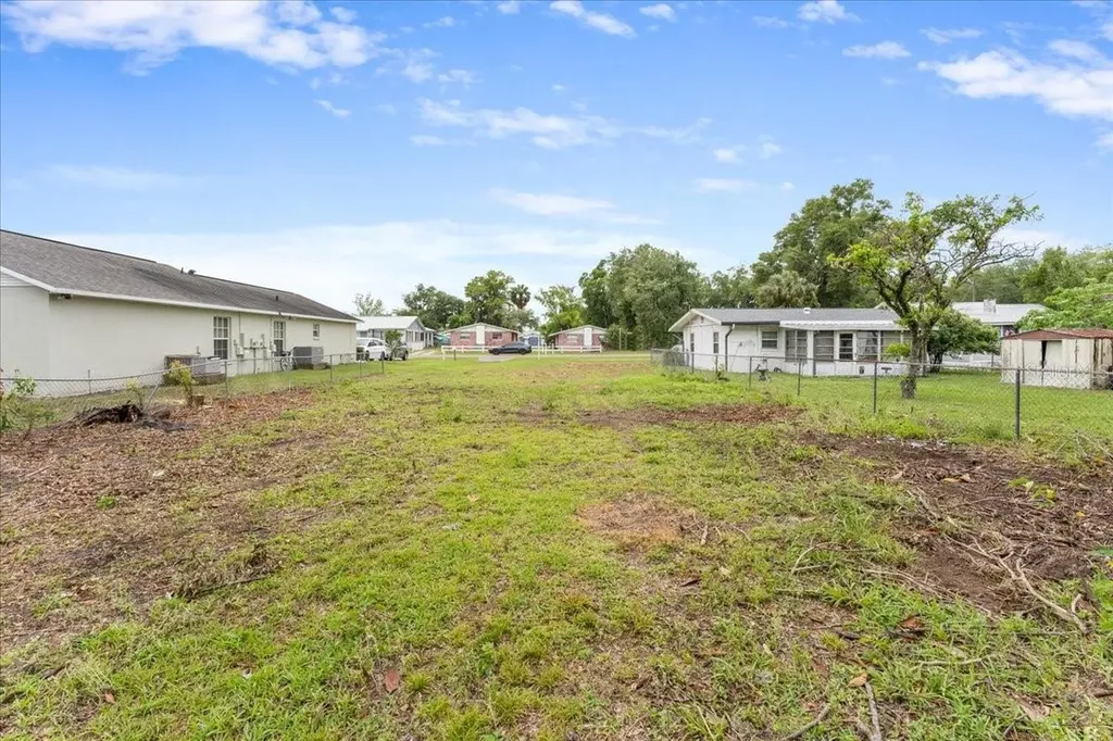 5540 8th Street Zephyrhills FL 33542