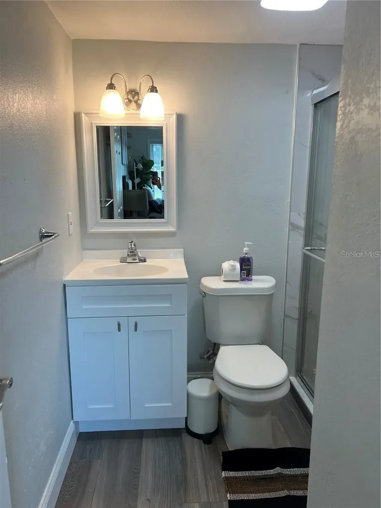 4141 Dolphin Drive Tampa FL 33617