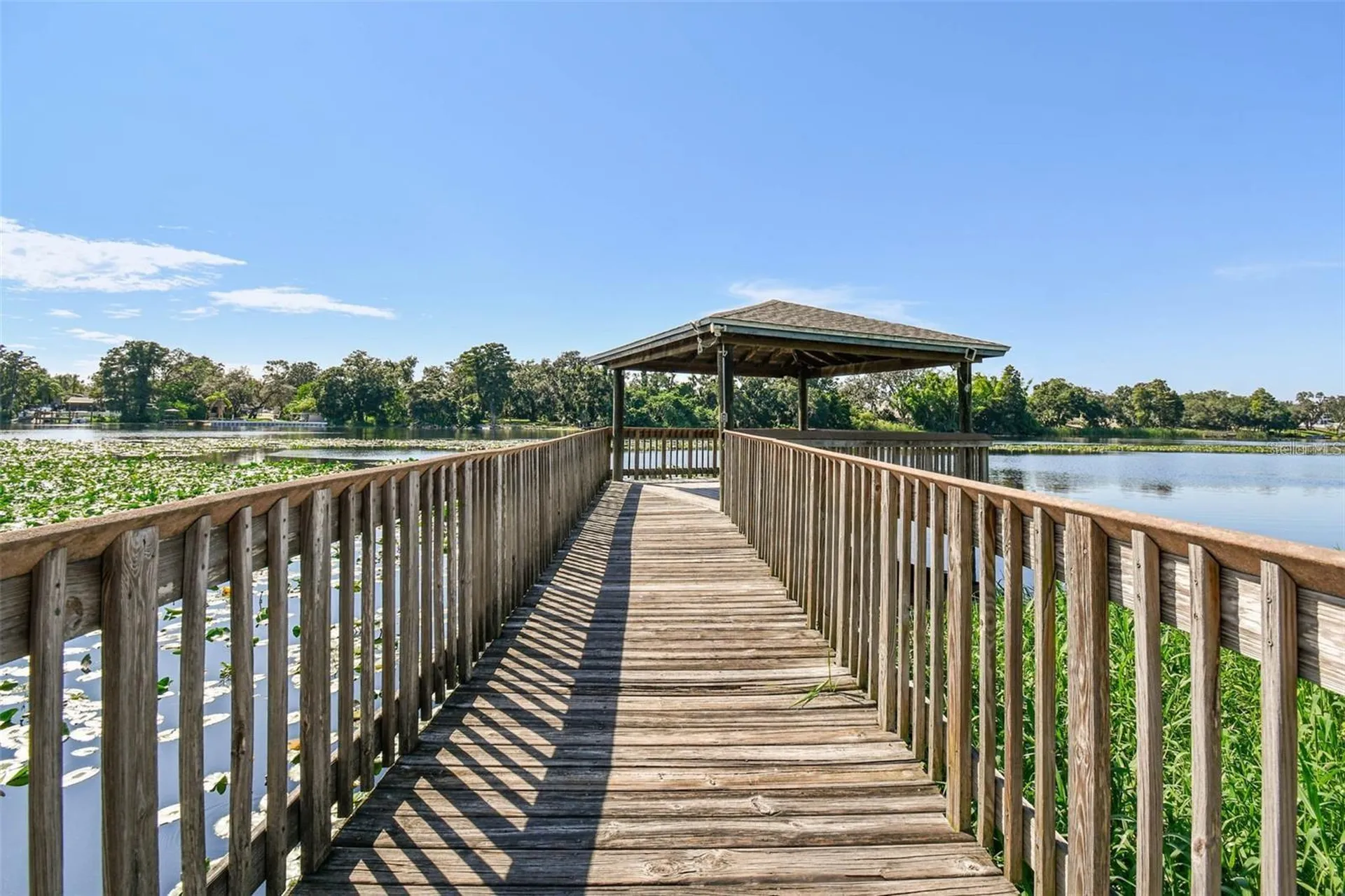 4141 Dolphin Drive Tampa FL 33617