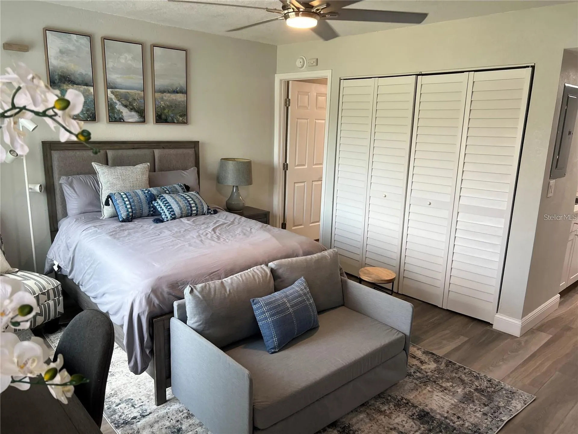 4141 Dolphin Drive Tampa FL 33617