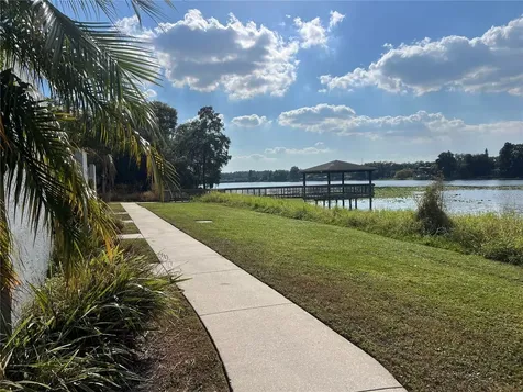 4141 Dolphin Drive Tampa FL 33617
