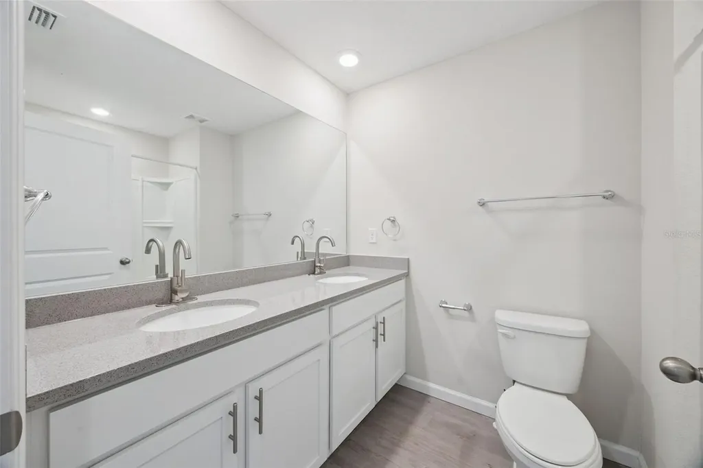 2960 Oak Park Way Orlando FL 32822