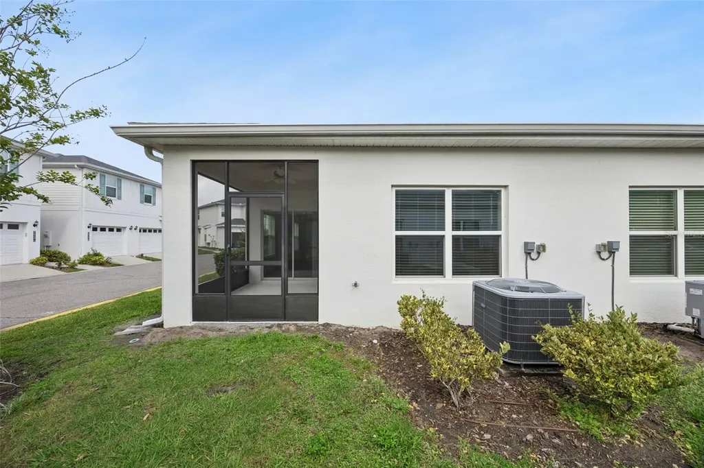 2960 Oak Park Way Orlando FL 32822