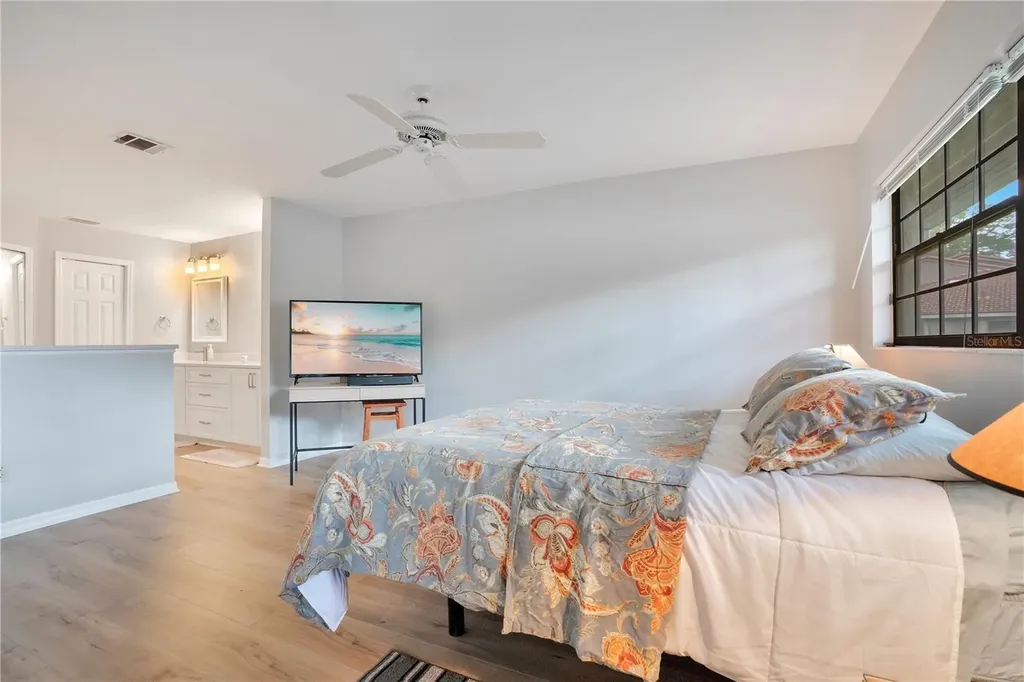 8110 Sandpoint Boulevard Orlando FL 32819