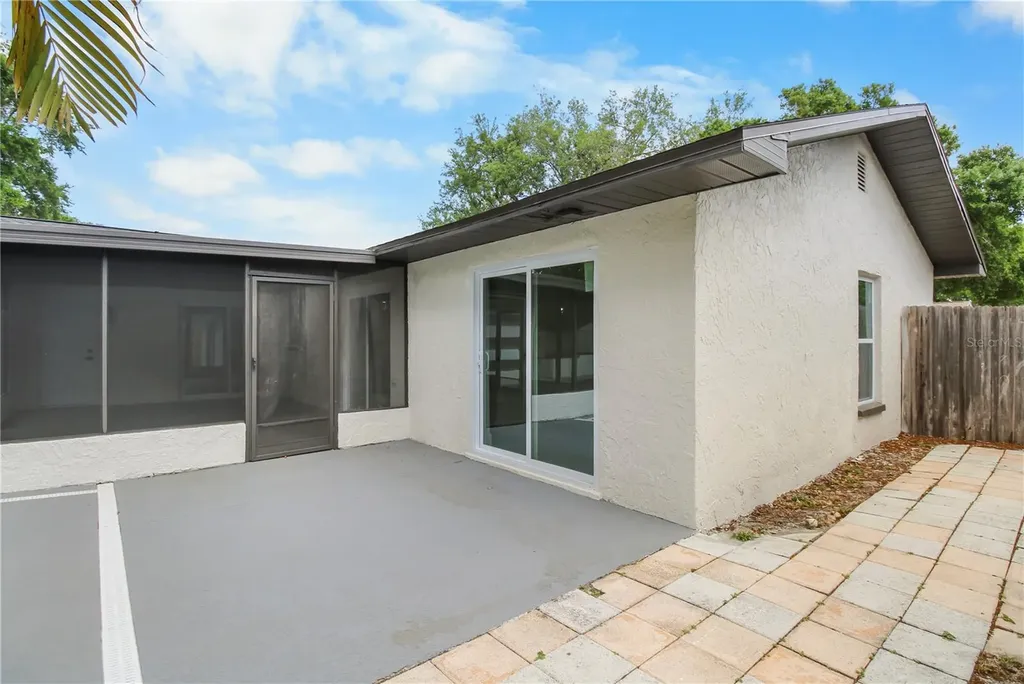 11492 93rd Street Largo FL 33773