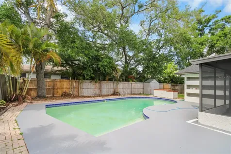 11492 93rd Street Largo FL 33773