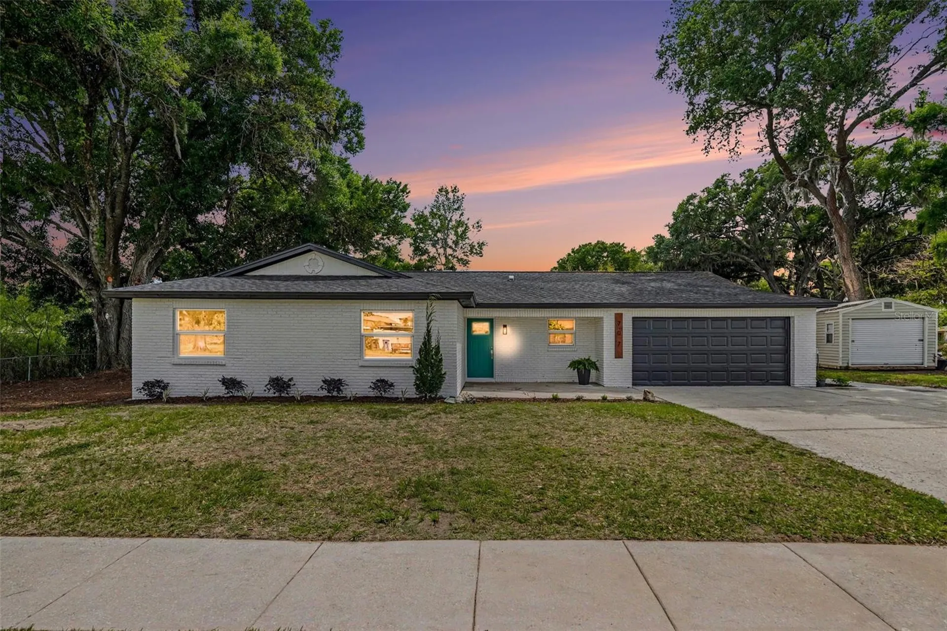 707 Queens Court Seffner FL 33584
