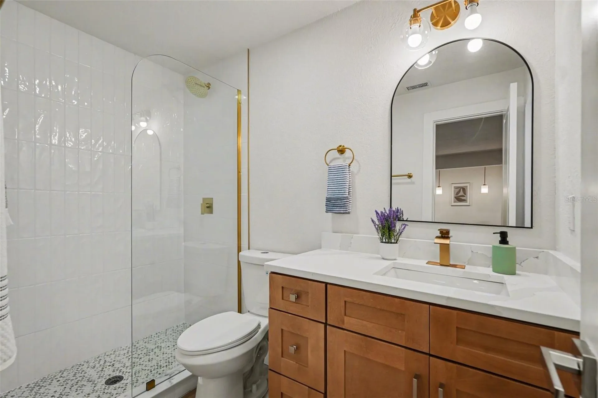 707 Queens Court Seffner FL 33584