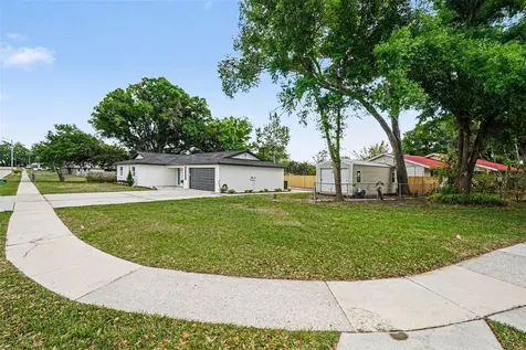 707 Queens Court Seffner FL 33584