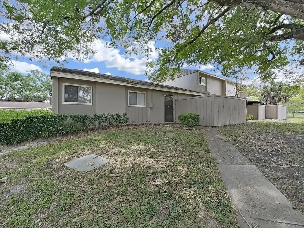 8608 Cattail Drive Temple Terrace FL 33637