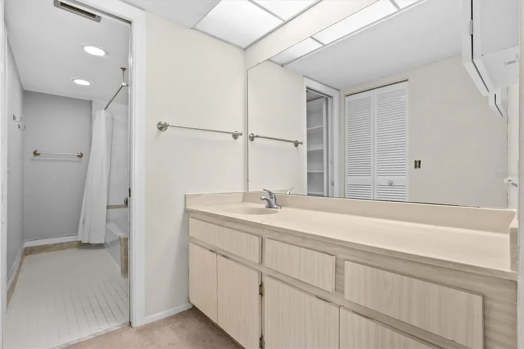 225 Country Club Drive Largo FL 33771