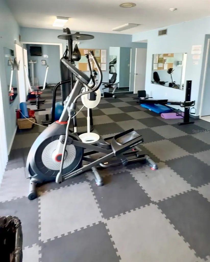 225 Country Club Drive Largo FL 33771