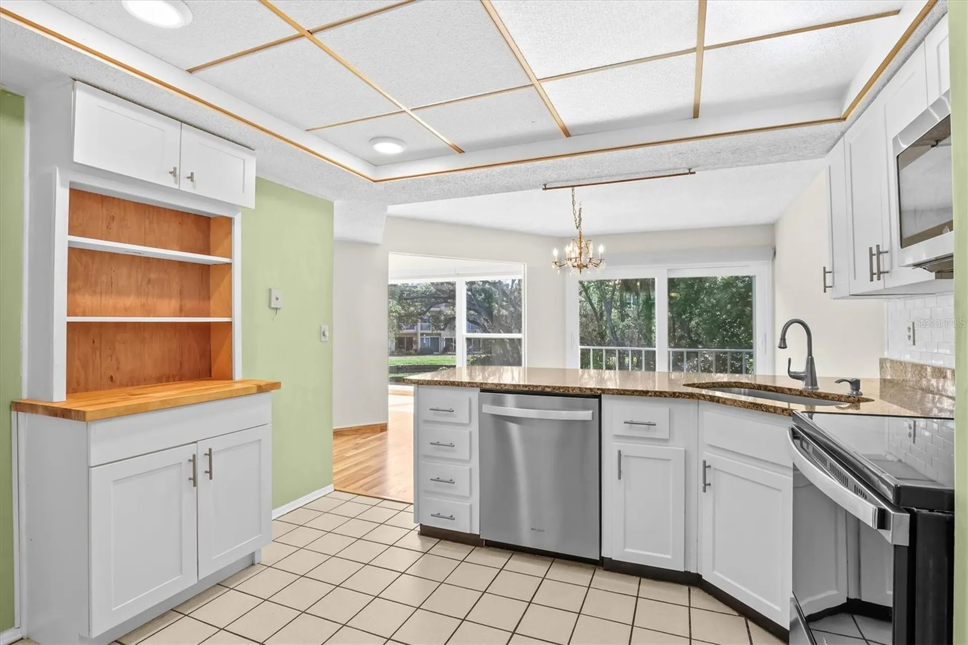 225 Country Club Drive Largo FL 33771
