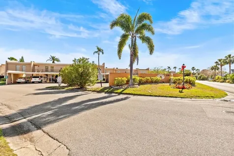 225 Country Club Drive Largo FL 33771