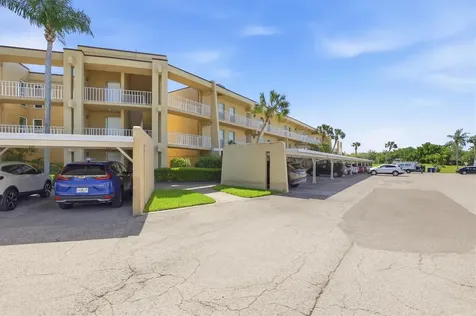 225 Country Club Drive Largo FL 33771