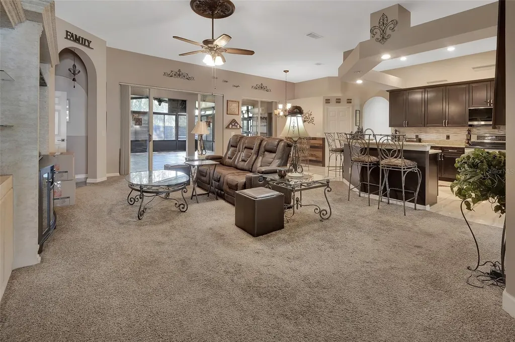 13 Pleasent Hill Drive Debary FL 32713