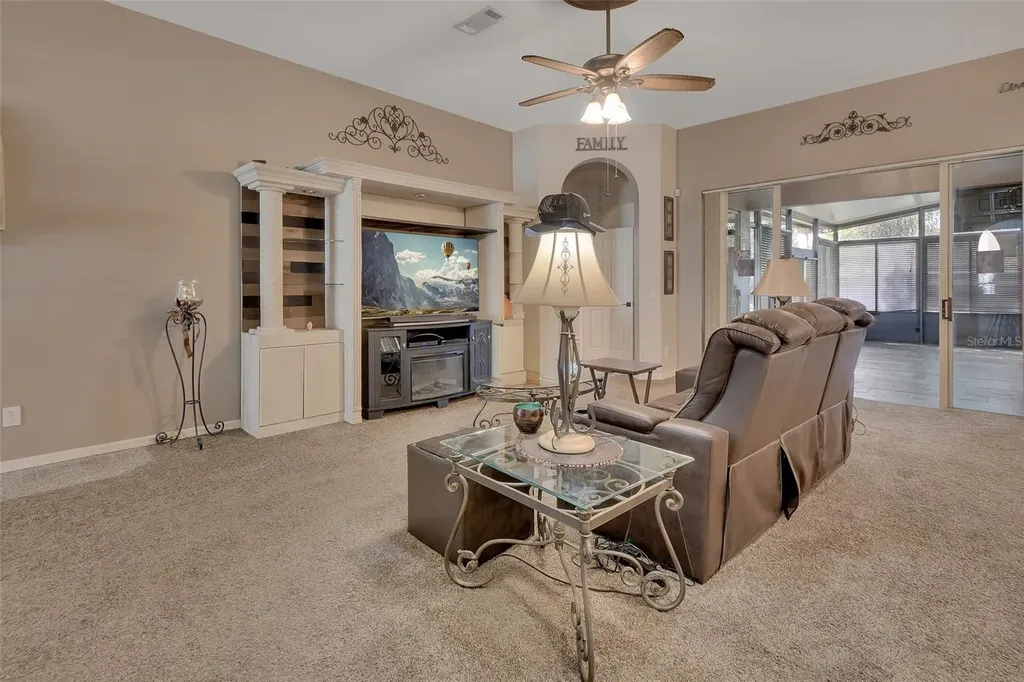 13 Pleasent Hill Drive Debary FL 32713