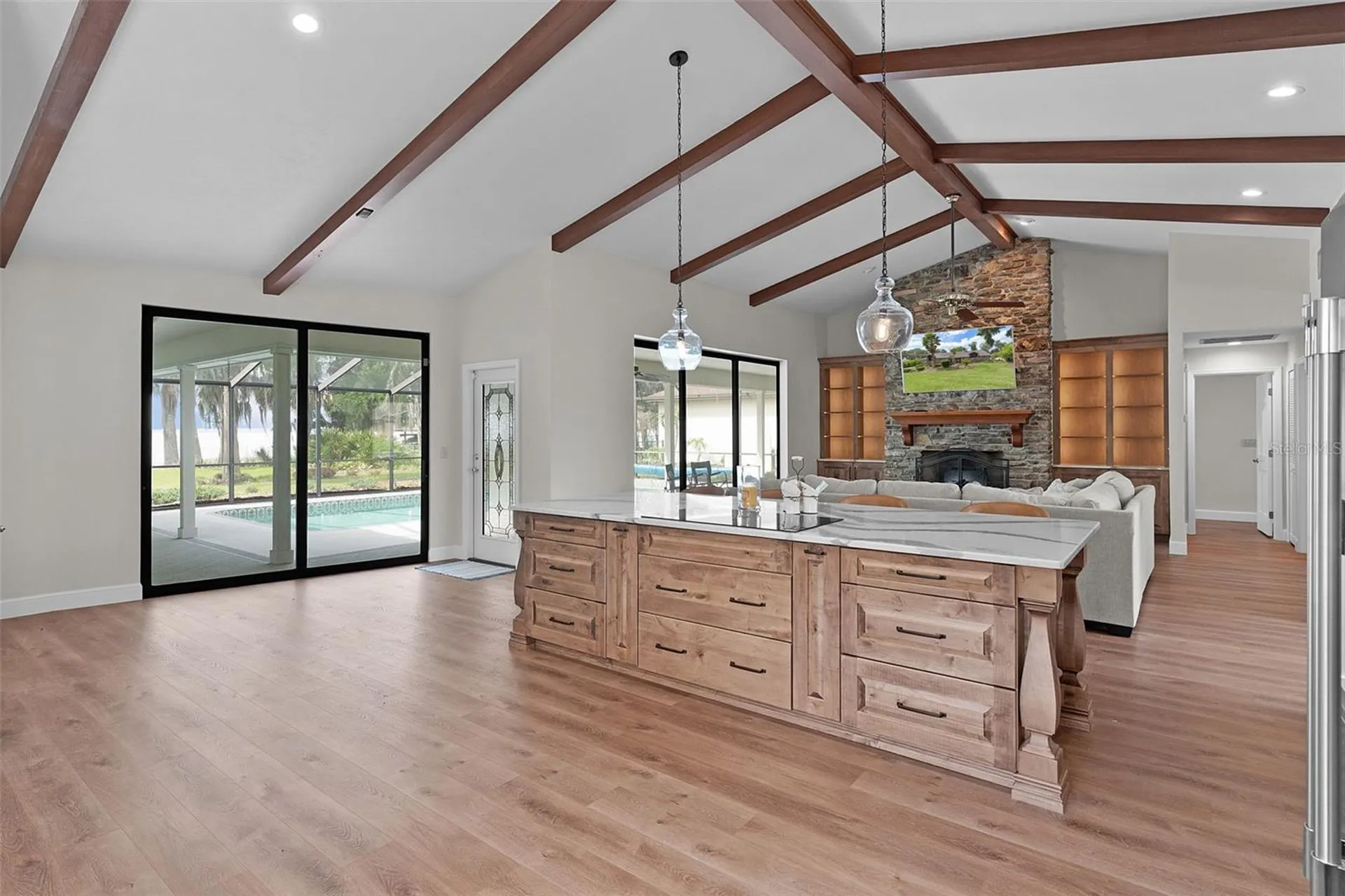 60 Sand Lake Place Eustis FL 32726