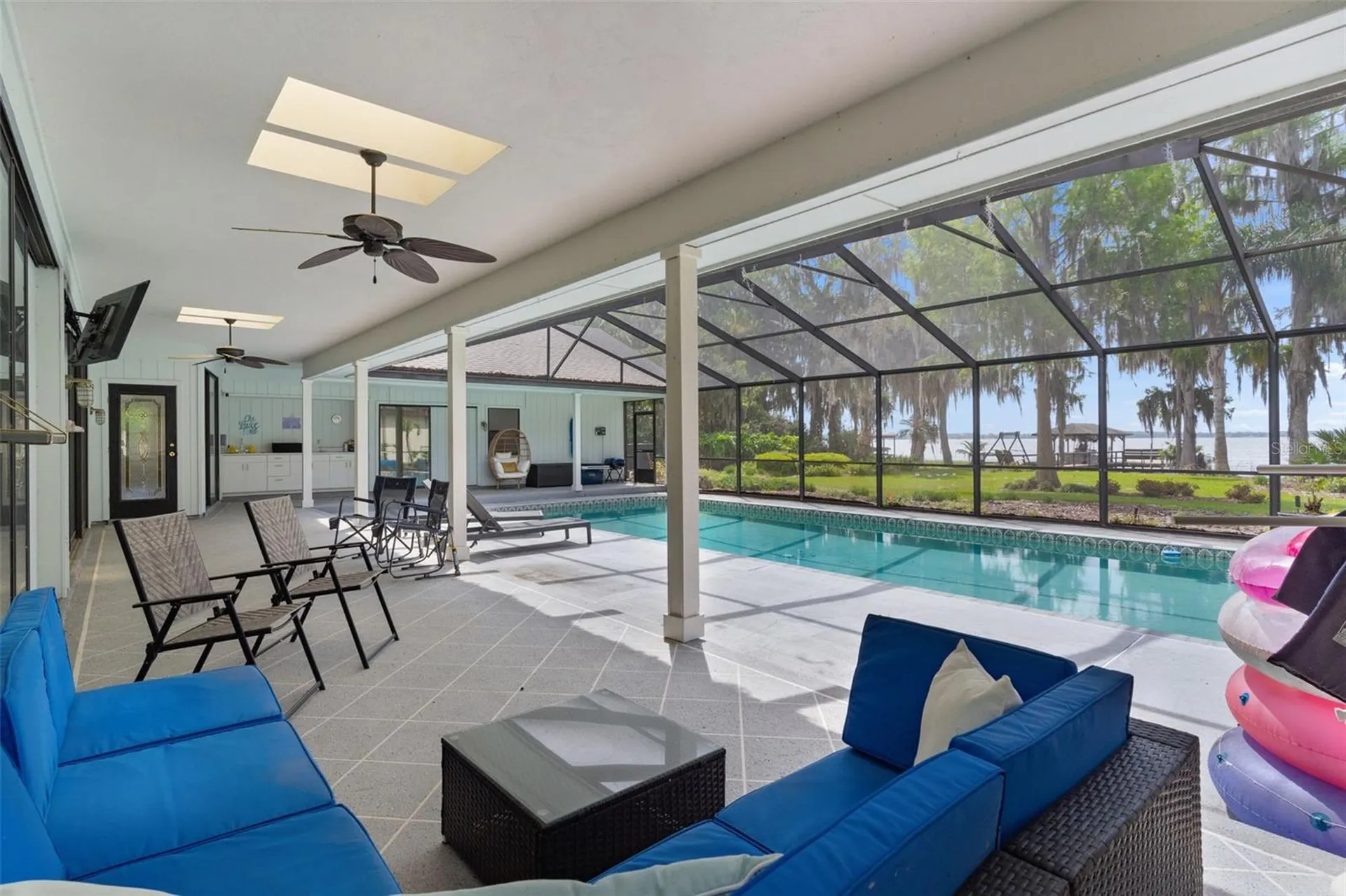 60 Sand Lake Place Eustis FL 32726