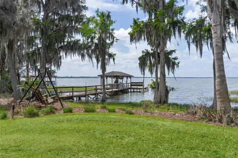60 Sand Lake Place Eustis FL 32726