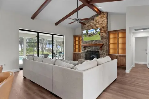 60 Sand Lake Place Eustis FL 32726
